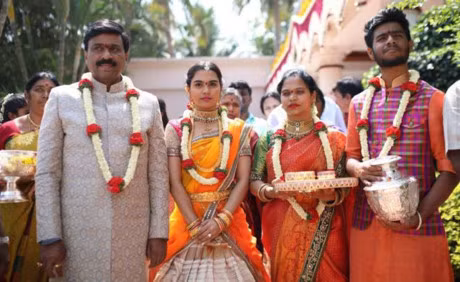 Dam cuoi 74 trieu USD cua con gai doanh nhan An Do - Anh 9