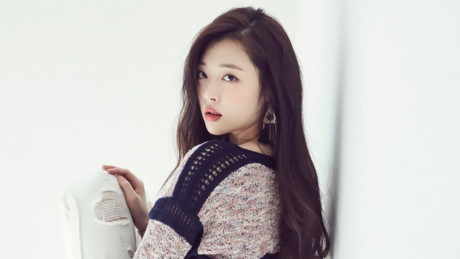 Cac sao nu co guong mat dep ruc ro hop voi moi kieu toc - Anh 9