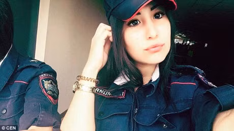 Chiem nguong nhan sac xinh dep cua cac thi sinh Hoa hau canh sat Nga 2016 - Anh 6