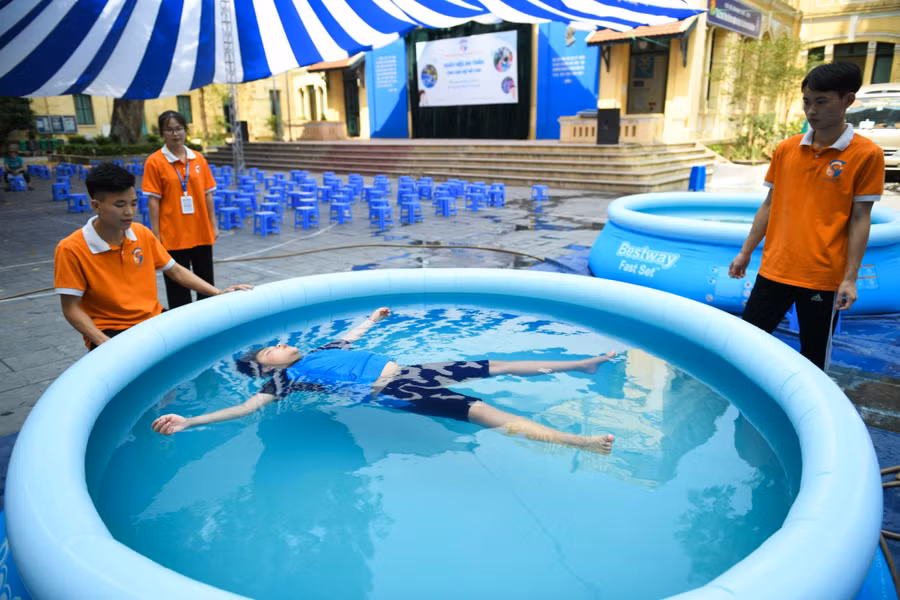 Rất nhiều bạn nhỏ học các kỹ năng rất nhanh. (Ảnh: Lê Nghĩa)