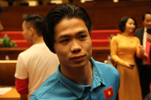 Công Phượng - cầu thủ để lại nhiều dấu ấn đặc biệt đối với người hâm mộ. Nhiều người nhận xét: Anh có vẻ đẹp rất đàn ông