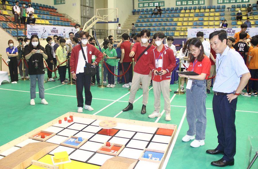 Luôn có tinh thần đồng đội. Luôn có tinh thần đồng đội.