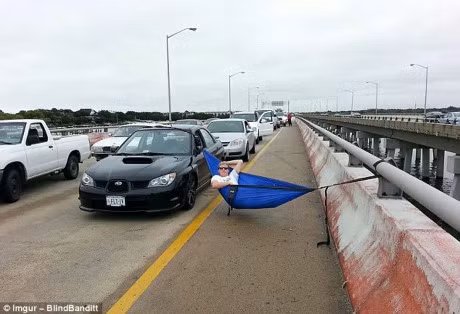 Bo anh hai huoc ve khoanh khac mon moi cho doi va xep hang tren khap the gioi - Anh 9