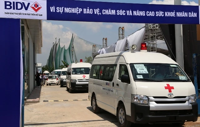 Các cơ sở tiếp nhận xe cứu thương về địa phương