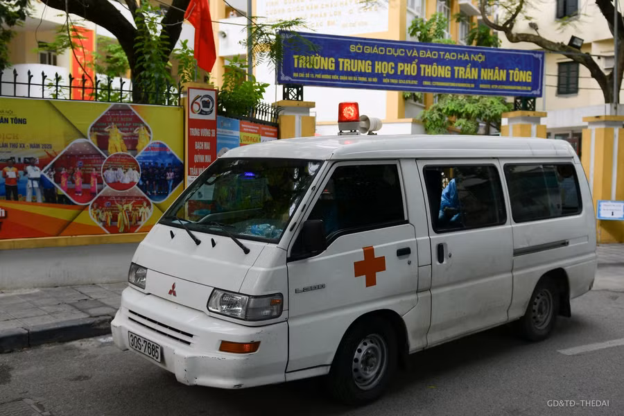 Việc tổ chức diễn tập cách xử lý các tình huống có thể xảy ra trong kỳ thi tuyển sinh lớp 10 THPT tại các quận, huyện, thị xã TP Hà Nội nhằm đảm bảo an toàn cho thí sinh, phụ huynh, cán bộ, nhân viên cũng như đảm bảo an toàn cho mọi người trước diễn biến phức.