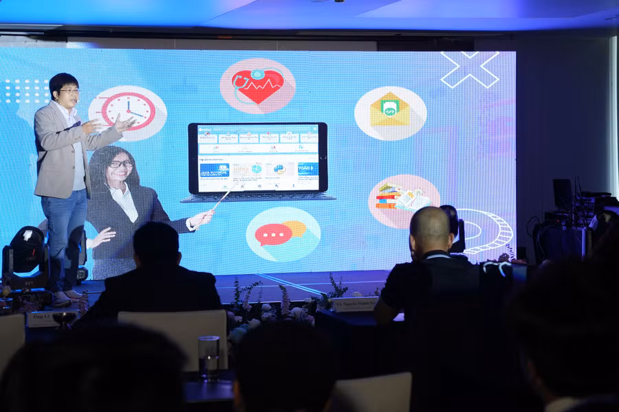 Ông Đỗ Chí Cường – Chủ tịch Công ty Công nghệ ITSOL mở đầu cuộc họp báo ra mắt ứng dụng.