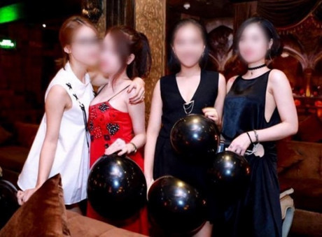 Bóng cười Kỳ Duyên và bạn trai hút có tác hại như thế nào? - Ảnh 5 Bong cuoi Ky Duyen va ban trai hut co tac hai nhu the nao? - Anh 5