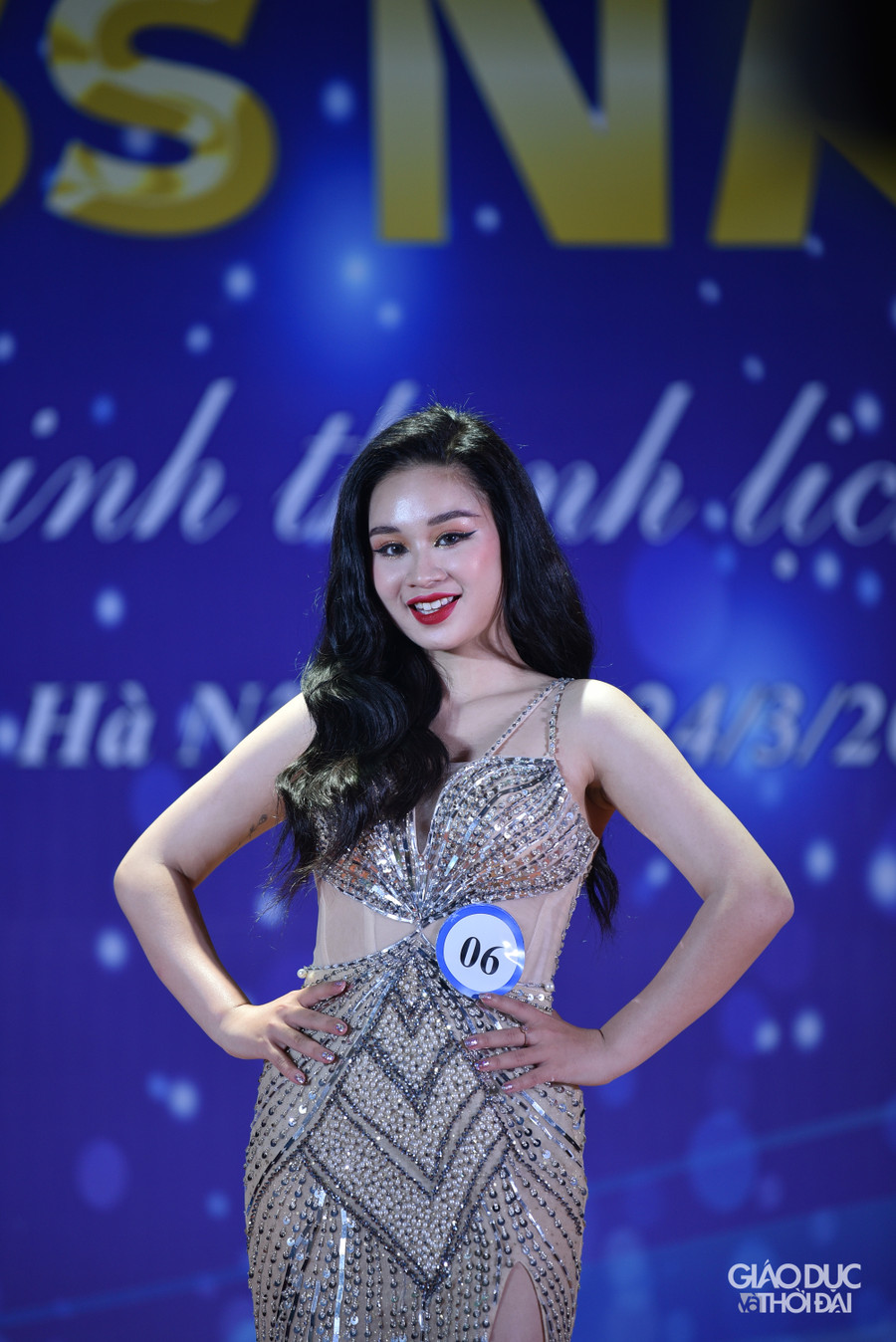 Xuất sắc vượt qua 9 thí sinh, Nguyễn Lê Diễm Quỳnh (Hà Nội) đã đạt danh hiệu Hoa khôi Nữ sinh thanh lịch Học viện Quản lý giáo dục. Xuất sắc vượt qua 9 thí sinh, Nguyễn Lê Diễm Quỳnh (Hà Nội) đã đạt danh hiệu Hoa khôi Nữ sinh thanh lịch Học viện Quản lý giáo dục.