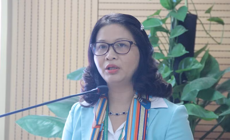 GS Nguyễn Thị Lan phát biểu khai mạc hội thảo