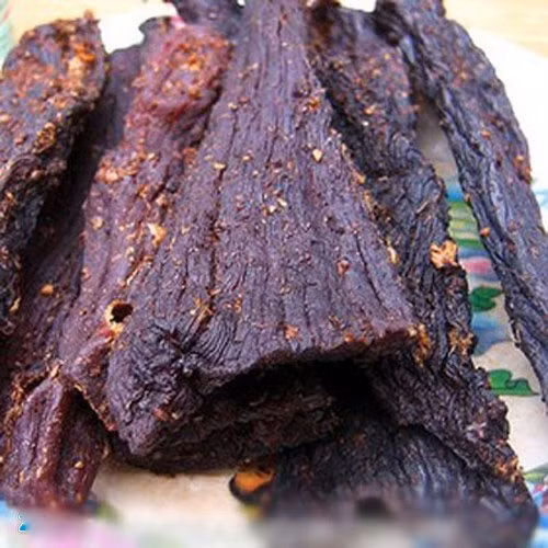 Món ăn bình dân bất ngờ trở thành đặc sản đắt đỏ dịp Tết ảnh 1