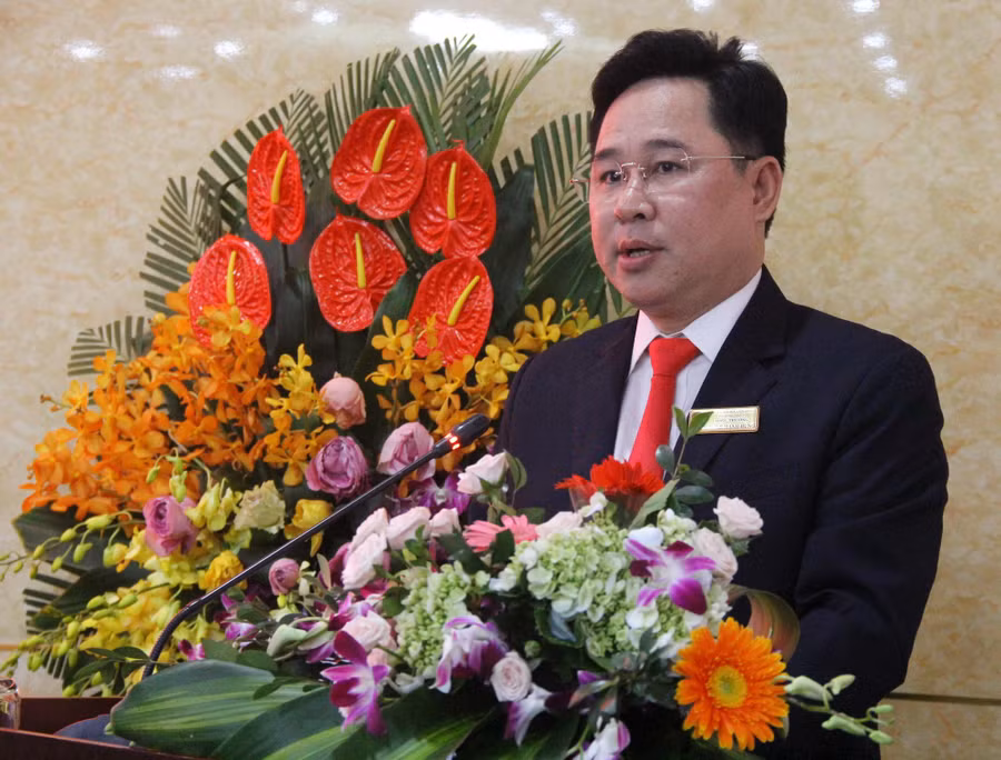 TS Lê Mạnh Hùng - Hiệu trưởng Trường ĐH Công đoàn phát biểu tại Lễ ký kết.