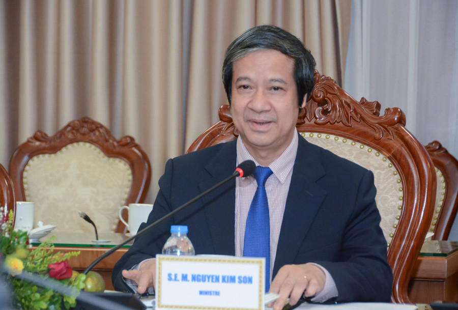 Bộ trưởng Nguyễn Kim Sơn phát biểu tại buổi tiếp. Bộ trưởng Nguyễn Kim Sơn phát biểu tại buổi tiếp.