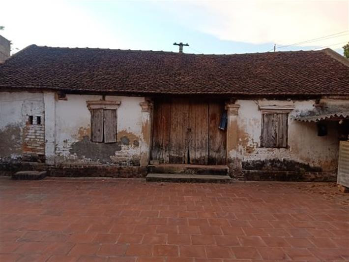 Căn nhà cũ của thầy giáo Nguyễn Anh Tú trước khi đón nhận &quot;Mái ấm công đoàn&quot;.