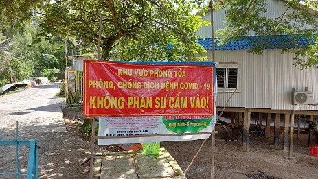 Khu vực phong tỏa ở ấp Bình Thành B (xã Bình Thạnh). Ảnh: Công an Đồng Tháp.