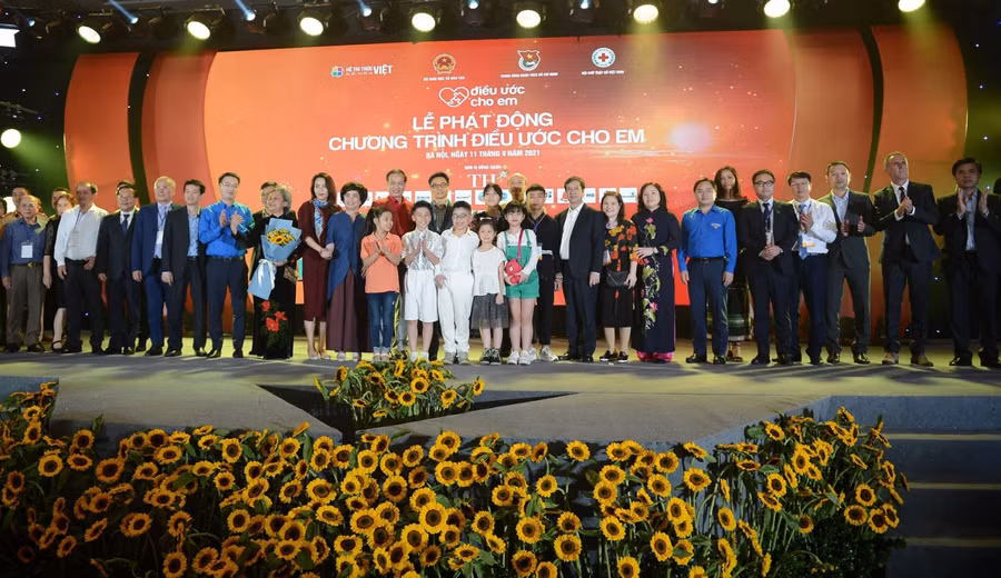 Lễ phát động Chương trình “Điều ước cho em”- chiều 11/4 đã diễn ra thành công tốt đẹp.