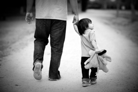 Cảm động với lá thư của bố dạy con gái cách giữ một người đàn ông - Ảnh 2 Cam dong voi la thu cua bo day con gai cach giu mot nguoi dan ong - Anh 2