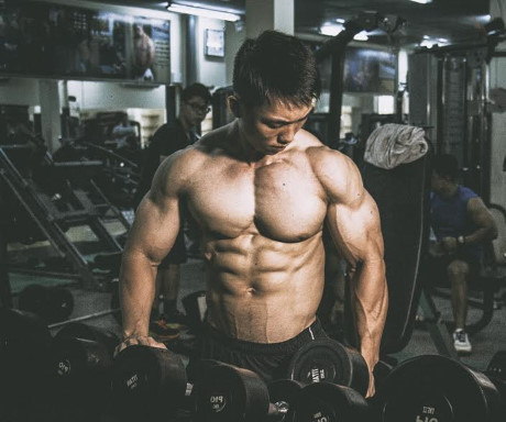 Cách bảo vệ cơ bụng 6 múi phái mạnh cần biết - Ảnh 2 Cach bao ve co bung 6 mui phai manh can biet - Anh 2