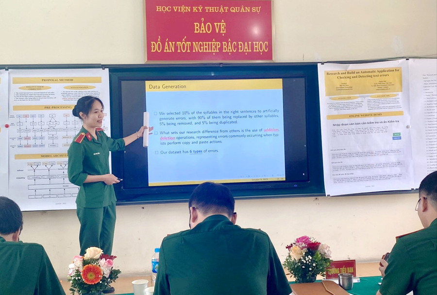 Bùi Thị Thoa trong ngày bảo vệ đồ án tốt nghiệp. Bùi Thị Thoa trong ngày bảo vệ đồ án tốt nghiệp.