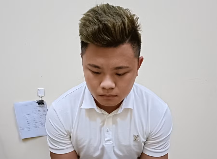 Đối tượng Nguyễn Hồng Minh tại cơ quan công an.