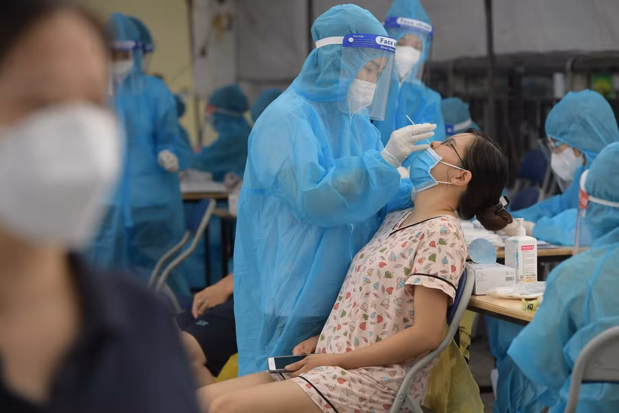 Đợt lấy mẫu lần này cho các cư dân tại tổ hợp chung cư Linh Đàm nằm trong mục tiêu chung xét nghiệm diện rộng đợt hai của thành phố, để bóc tách F0 tại các khu vực "vùng đỏ", khu vực nguy cơ, khu vực trọng điểm và những ổ dịch mới phát sinh.