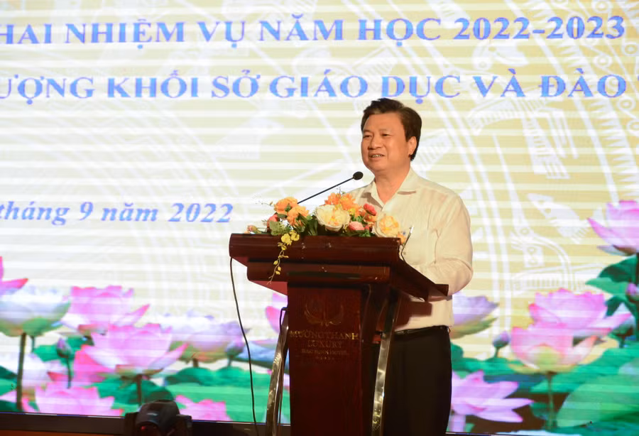 Thứ trưởng Bộ GD&amp;ĐT Nguyễn Hữu Độ kết luận hội nghị