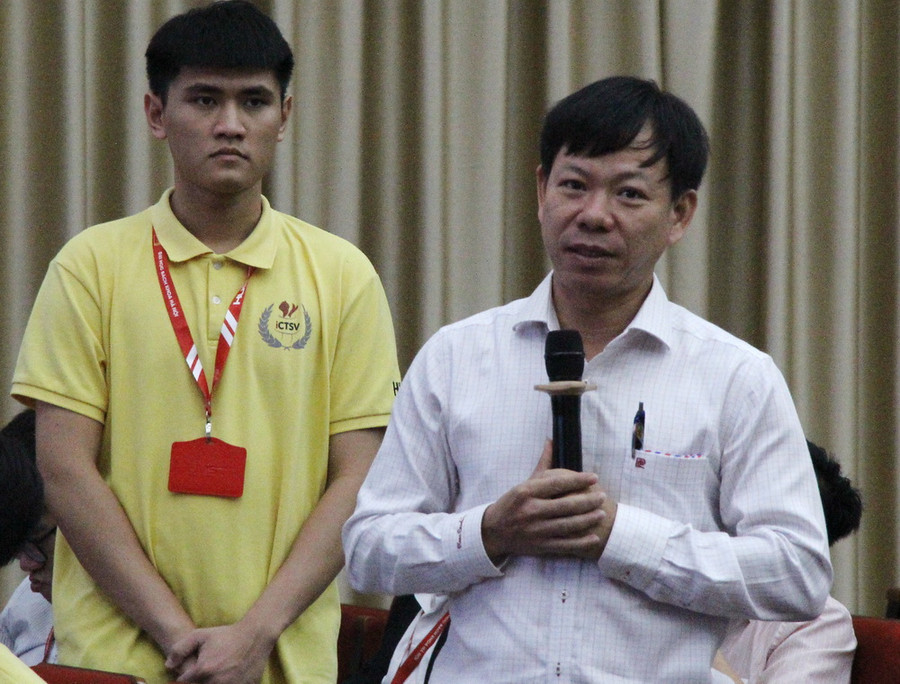 Đại diện cơ sở đào tạo góp ý tại Tọa đàm. Đại diện cơ sở đào tạo góp ý tại Tọa đàm.