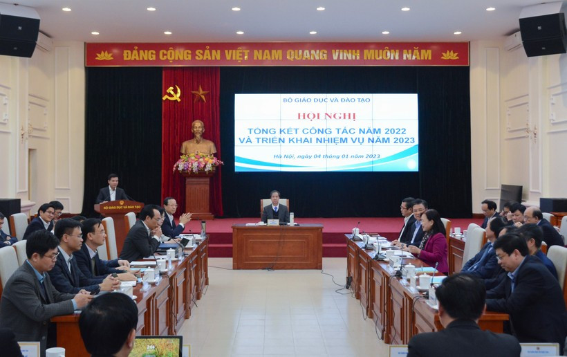 Hội nghị tổng kết công tác năm 2022 và triển khai nhiệm vụ năm 2023 của Bộ GD&ĐT. Hội nghị tổng kết công tác năm 2022 và triển khai nhiệm vụ năm 2023 của Bộ GD&ĐT.