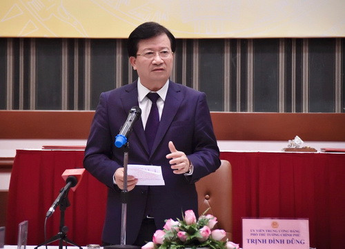 Phó Thủ tướng Trịnh Đình Dũng phát biểu tại Hội nghị. Ảnh: VGP Phó Thủ tướng Trịnh Đình Dũng phát biểu tại Hội nghị. Ảnh: VGP