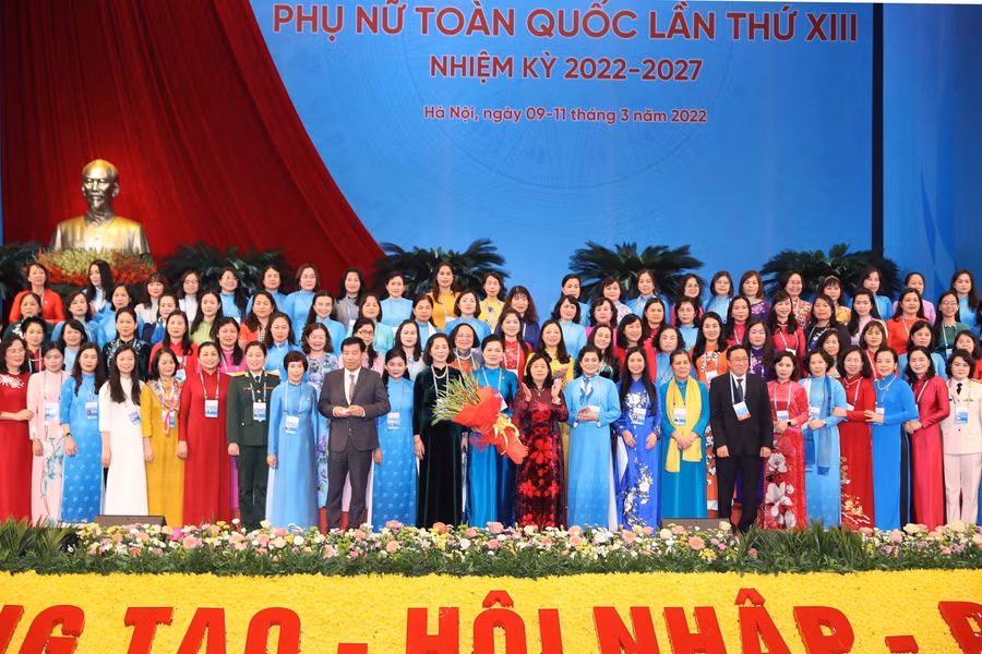 Ban Chấp hành Trung ương Hội Liên hiệp Phụ nữ Việt Nam khóa XIII gồm 155/163 uỷ viên.