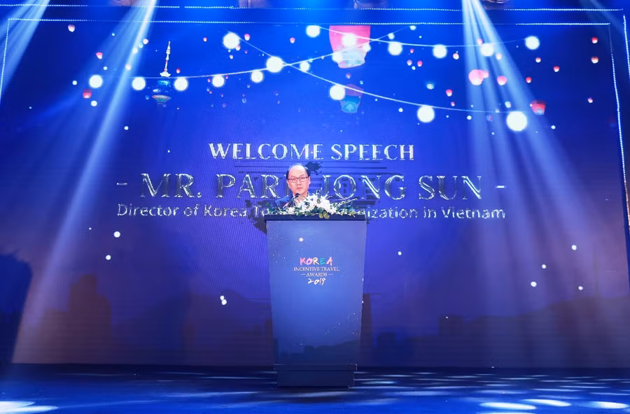 Ông Park Jong Sun, Trưởng đại diện Tổng cục Du lịch Hàn Quốc tại Việt Nam phát biểu tại buổi lễ.