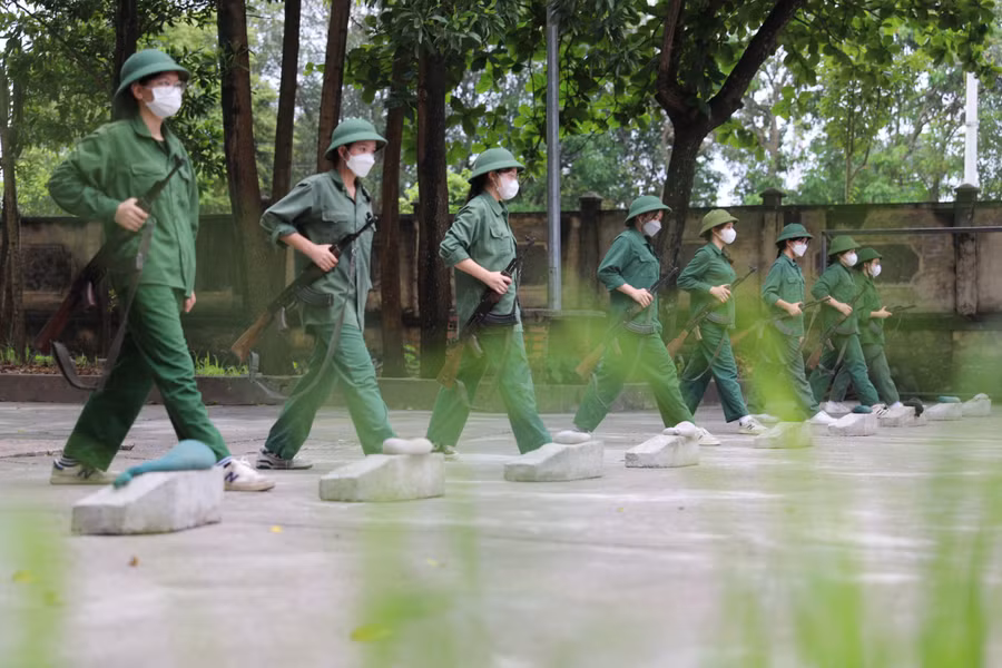 Lý thuyết và thực hành được các giáo viên tận tình hướng dẫn.