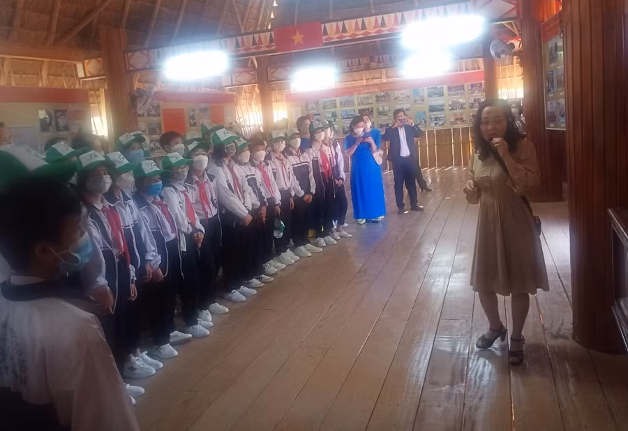 Học sinh tìm hiểu về ý nghĩa lịch sử 50 năm Chiến thắng Đăk Tô – Tân Cảnh ( 24/4/1972 – 24/4/2022).