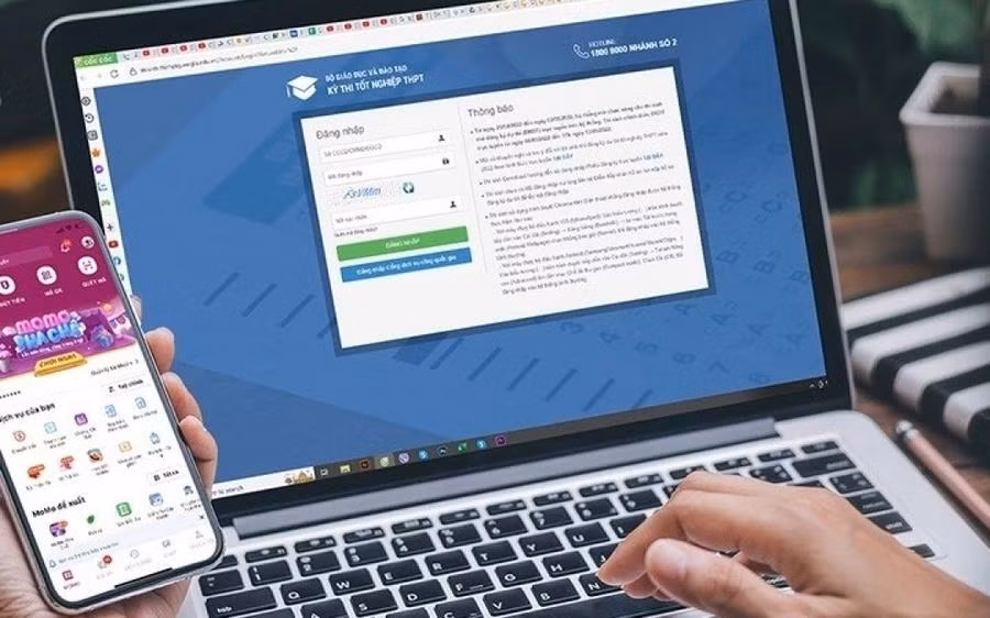 Hơn 1/3 số thí sinh thanh toán trực tuyến lệ phí xét tuyển đại học thành công