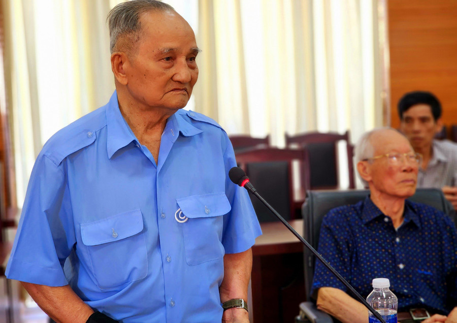 Ông Lê Chí Quyết, nguyên Phó Bí thư Tỉnh ủy, người trực tiếp chỉ đạo ngành giáo dục thời kỳ chống Mỹ cứu nước. (Ảnh: Thành Tâm) Ông Lê Chí Quyết, nguyên Phó Bí thư Tỉnh ủy, người trực tiếp chỉ đạo ngành giáo dục thời kỳ chống Mỹ cứu nước. (Ảnh: Thành Tâm)