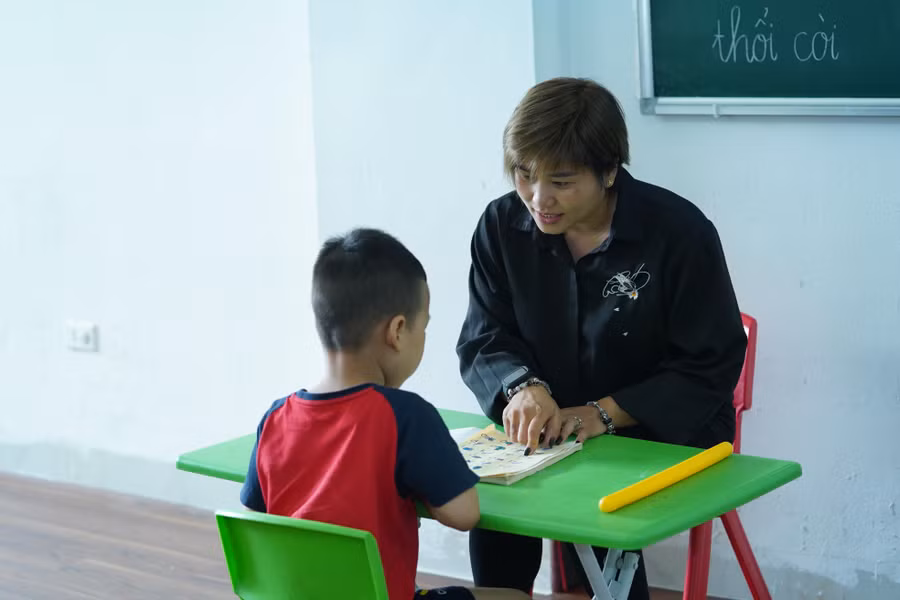 Cô Nguyễn Thị Phương - giáo viên có gần 10 năm dạy trẻ tự kỷ