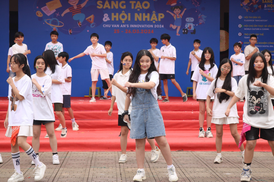 Được tổ chức định kì 3 năm/lần, hội trại sẽ diễn ra trong 2 ngày (25-26/3) với các hoạt động ý nghĩa, hấp dẫn, mang đến nhiều bài học bổ ích cho học sinh. Được tổ chức định kì 3 năm/lần, hội trại sẽ diễn ra trong 2 ngày (25-26/3) với các hoạt động ý nghĩa, hấp dẫn, mang đến nhiều bài học bổ ích cho học sinh.