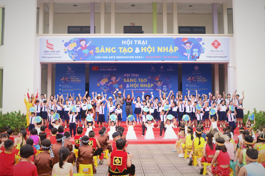 Sáng 25/3, Hệ thống giáo dục Chu Văn An (TP Đồng Hới, Quảng Bình) khai mạc Hội trại Chu Van An’s Innovation Camp 2024. Sáng 25/3, Hệ thống giáo dục Chu Văn An (TP Đồng Hới, Quảng Bình) khai mạc Hội trại Chu Van An’s Innovation Camp 2024.