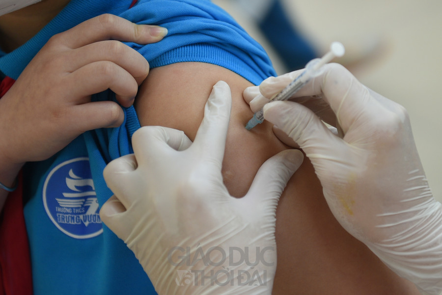 Tiêm vắc xin phòng Covid-19 cho trẻ từ 5 đến dưới 12 tuổi: Kiểm tra cẩn thận từng khâu ảnh 17