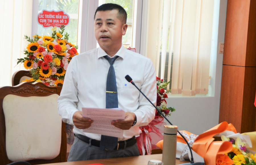 Tân Trưởng phòng GD&ĐT TP Buôn Ma Thuột Nguyễn Hữu Luật phát biểu nhận nhiệm vụ - Ảnh: Hương Giang.