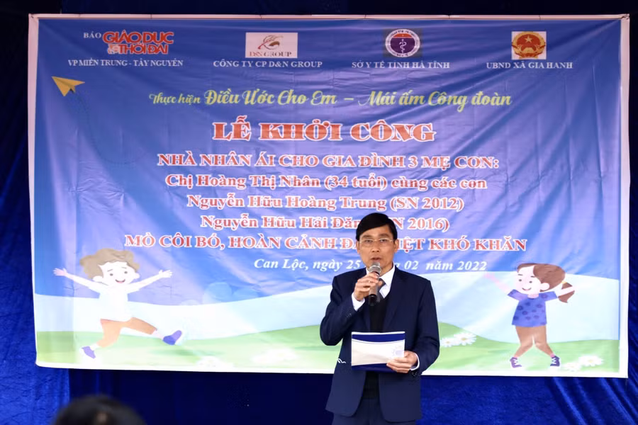 Ông Nguyễn Văn Hải – đại diện Công đoàn ngành Y tế Hà Tĩnh phát biểu tại lễ Khởi công