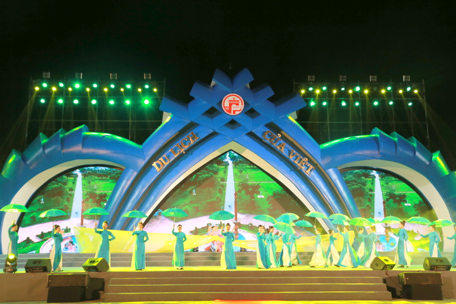 Lễ hội Văn hóa - Ẩm thực Việt Nam năm 2023 nhằm kích cầu phát triển du lịch. Lễ hội Văn hóa - Ẩm thực Việt Nam năm 2023 nhằm kích cầu phát triển du lịch.