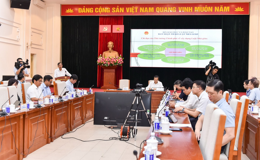 Toàn cảnh Tọa đàm. Toàn cảnh Tọa đàm.