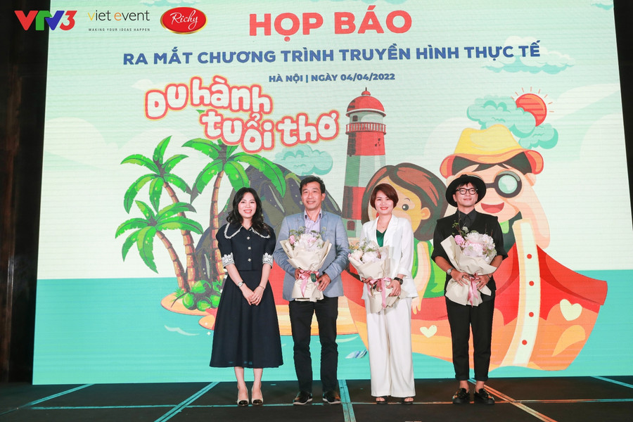 Họp báo ra mắt chương trình.