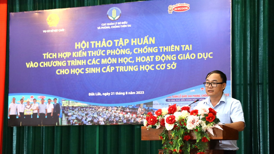 Đại diện Ban Chỉ huy PCTT và Tìm kiếm cứu nạn tỉnh Đắk Lắk tham gia thảo luận tại Hội thảo - Ảnh: Thành Tâm. Đại diện Ban Chỉ huy PCTT và Tìm kiếm cứu nạn tỉnh Đắk Lắk tham gia thảo luận tại Hội thảo - Ảnh: Thành Tâm.