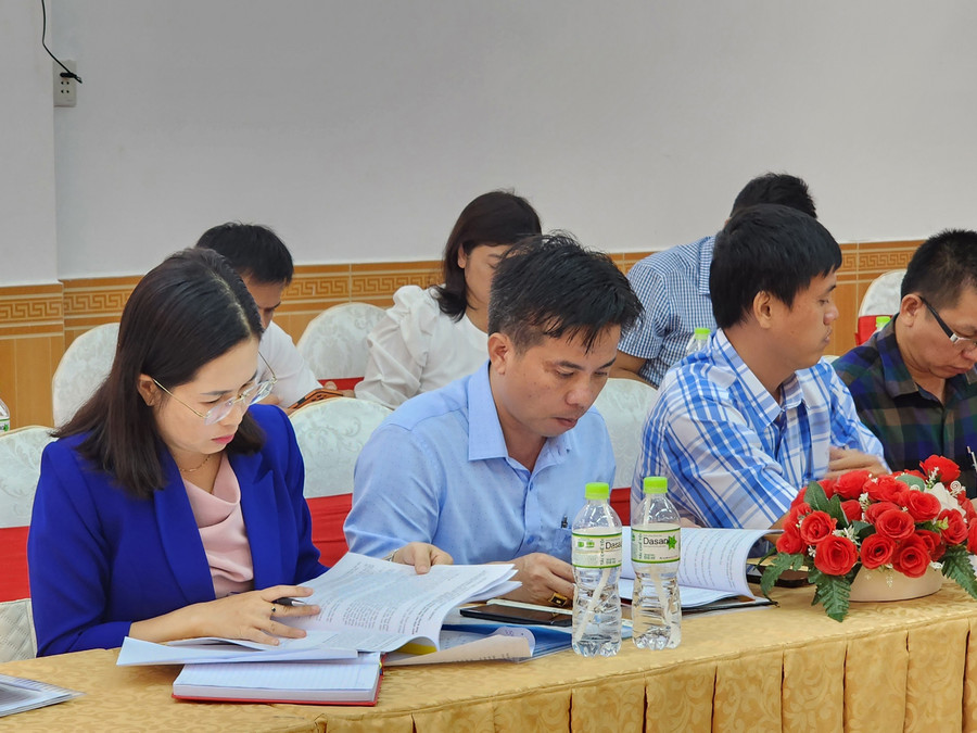 Đại biểu dự Hội thảo tập trung nghiên cứu tài liệu - Ảnh: Thành Tâm. Đại biểu dự Hội thảo tập trung nghiên cứu tài liệu - Ảnh: Thành Tâm.