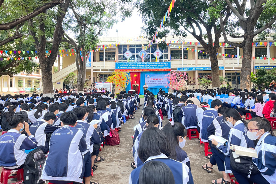 Phòng GD&ĐT thành phố Kon Tum khai mạc Kỳ thi chọn học sinh giỏi cấp thành phố lớp 9. Phòng GD&ĐT thành phố Kon Tum khai mạc Kỳ thi chọn học sinh giỏi cấp thành phố lớp 9.