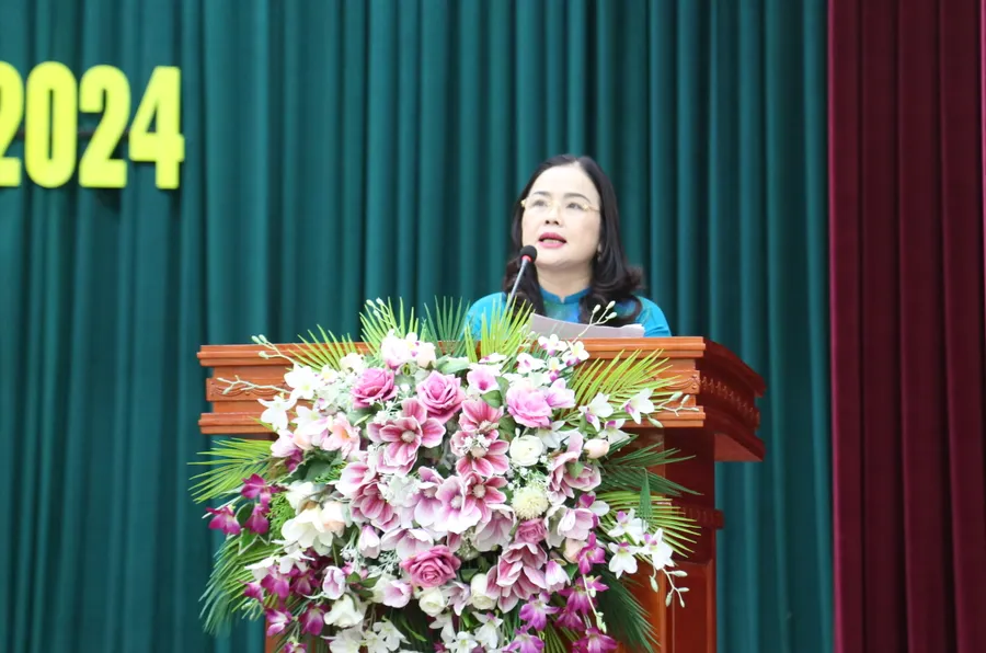 Trong công tác quản lý giáo dục, TS Lê Thị Hương đã có nhiều giải pháp đột phá, sáng tạo để triển khai thực hiện nhiệm vụ chính trị của Ngành.
