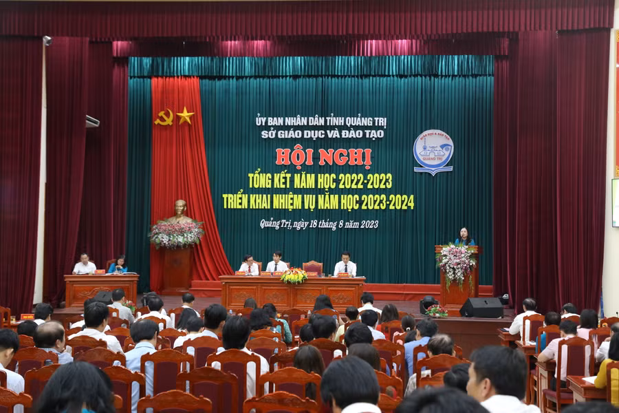 Quảng Trị tổ chức Hội nghị tổng kết năm học 2022-2023 và triển khai nhiệm vụ năm học 2023-2024.