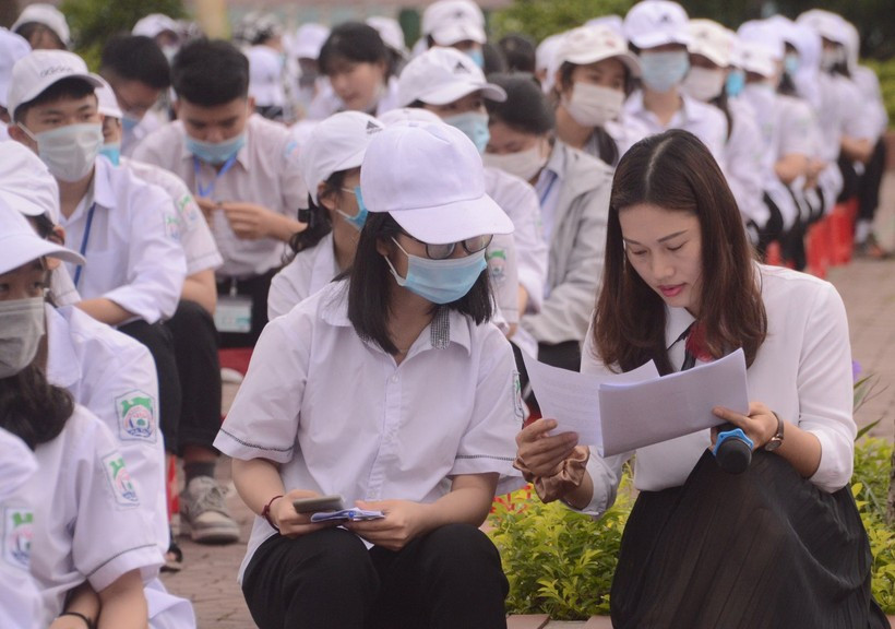 Cô Nguyễn Thị Duyên – giáo viên Ngữ văn, Trường THPT Nguyễn Du (Hà Tĩnh). Ảnh: NVCC.