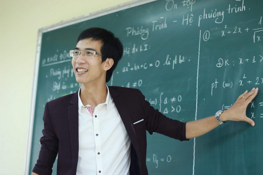 Thầy Mạnh “đại ca” bật mí về dạy học phân hóa